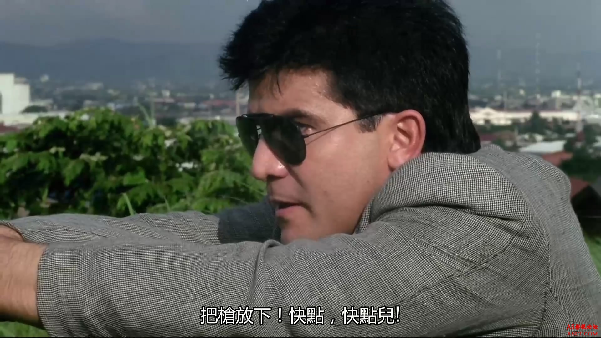 电影高压线下载