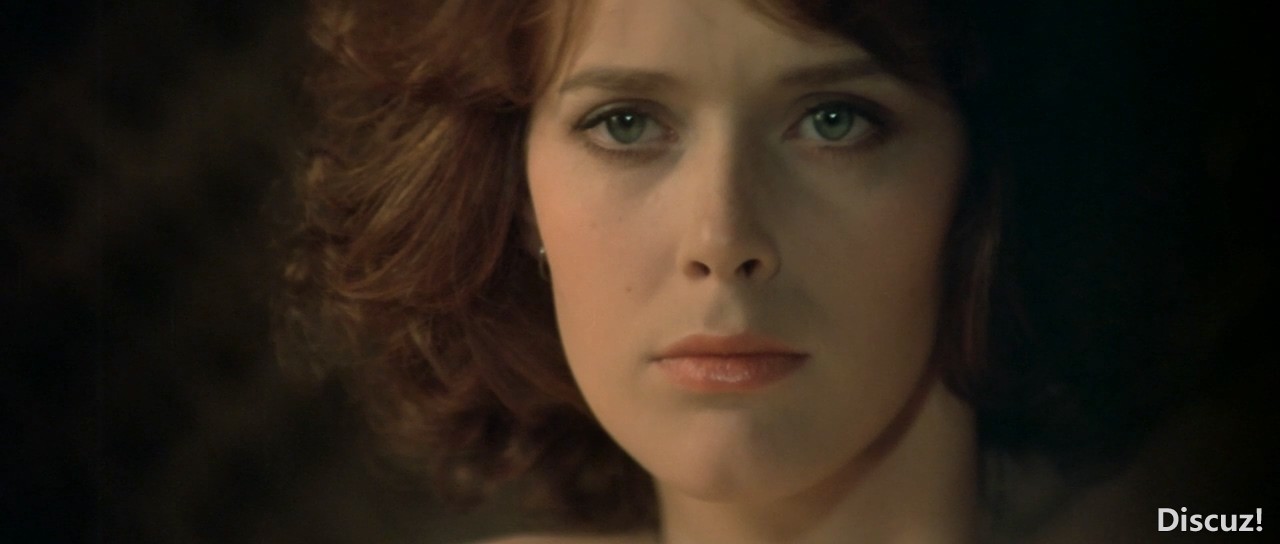 Emmanuelle 2.1975.720p.BluRay.x264-CiNEFiLE.mkv_012524.401.jpg