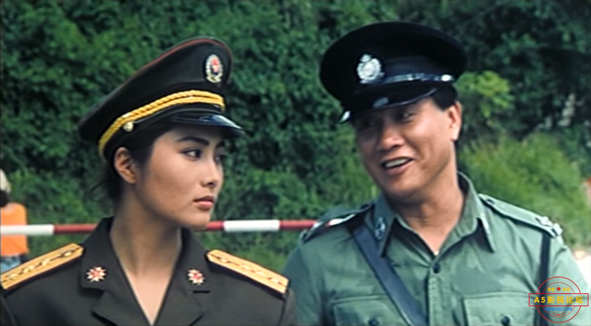 [超级女警]1992.国粤双语/特效中字.D9.1080P.x265.10bit[MKV/3.57G]