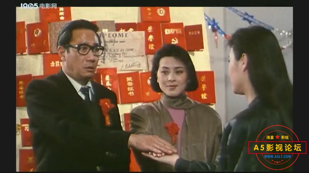 [国产老电影][高朋满座][百度云网盘资源下载][720P高清MKV/650M][1991年][李志舆/陈肖依/谢园][无字幕]