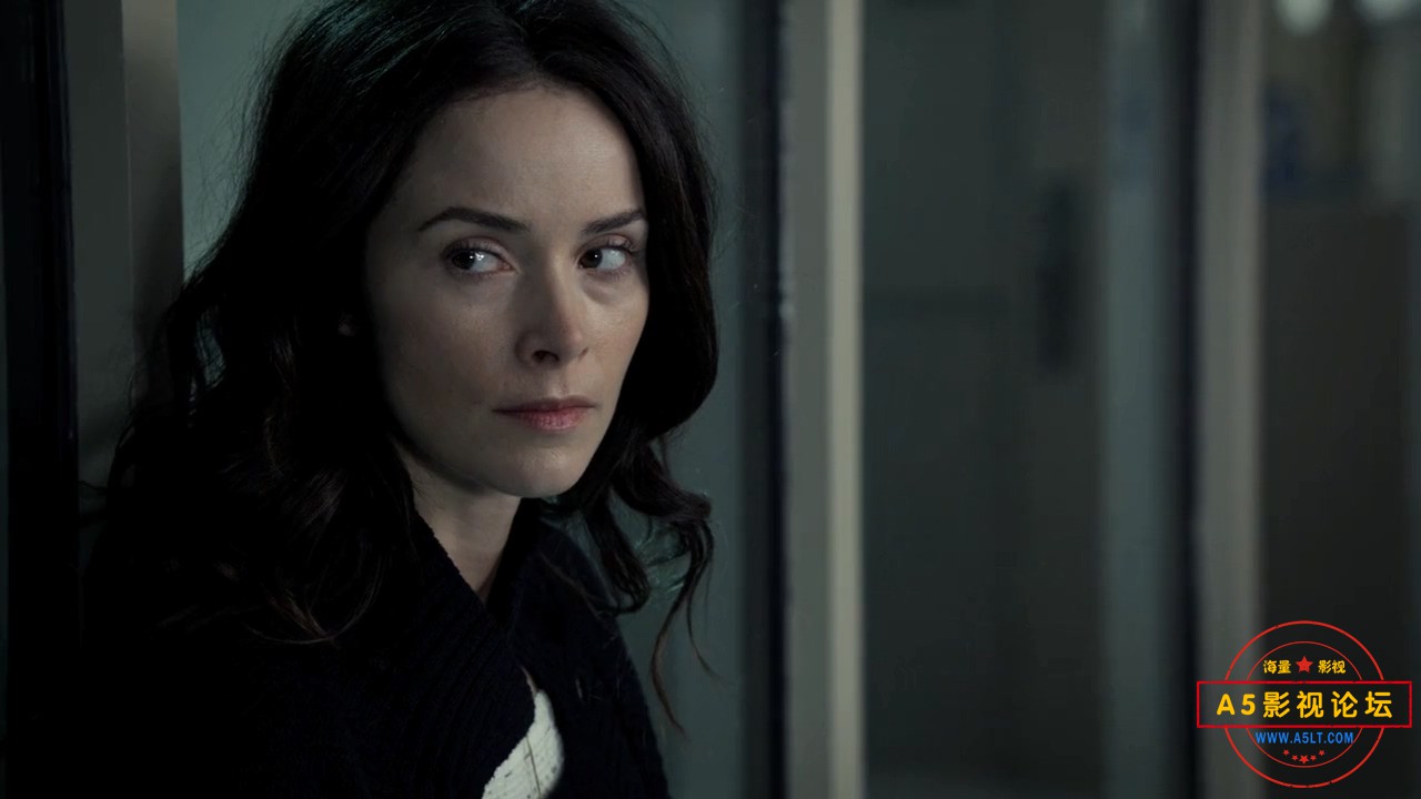Rectify.S02E01.720p.BluRay.x264-Pahe.in.mkv_001110.773.jpg