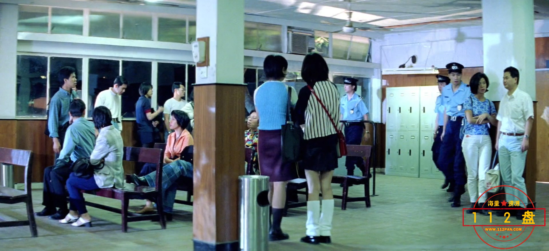 暗花The.Longest.Nite.1998.CHINESE.1080p.BluRay.H264.AAC-VXT.mkv_20210215_102016.060.jpg