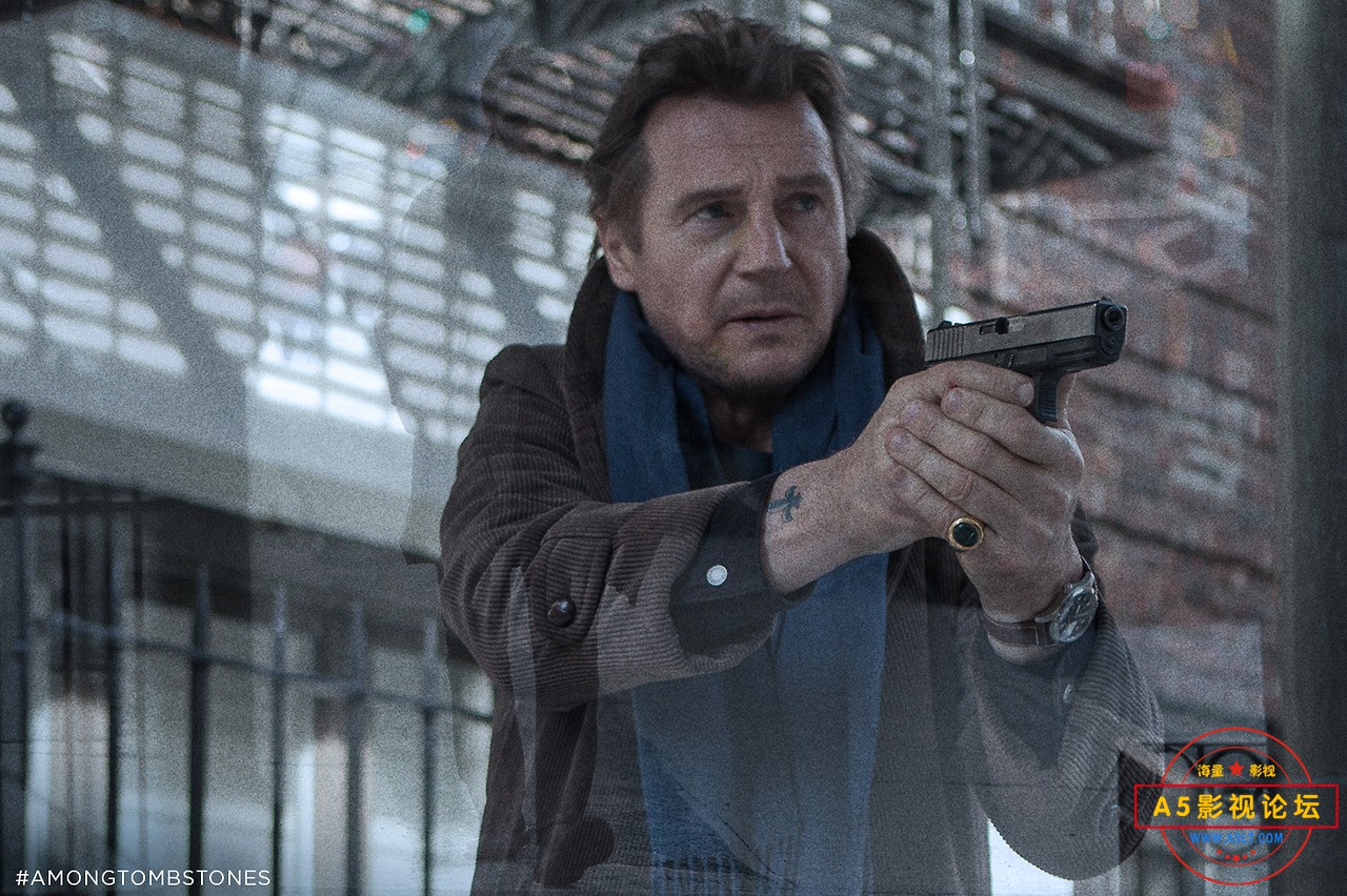 liam-neeson-a-walk-among-the-tombstones.jpg