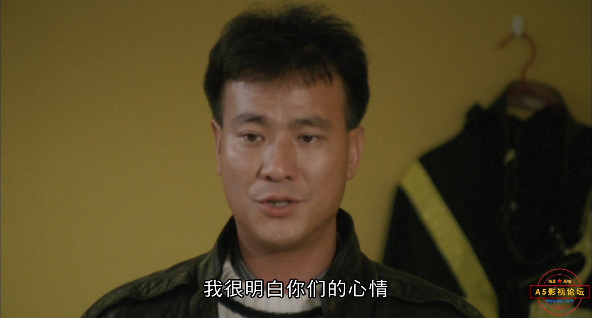 Road.Warriors.1987.BluRay.1080p.2Audio.TrueHD.5.1.x265.10bit-ALT.mkv_snapshot_01.jpg