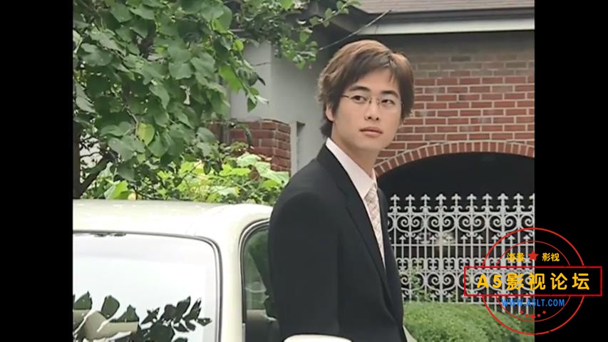 红豆女之恋 2.flv_20220503_110350068.jpg