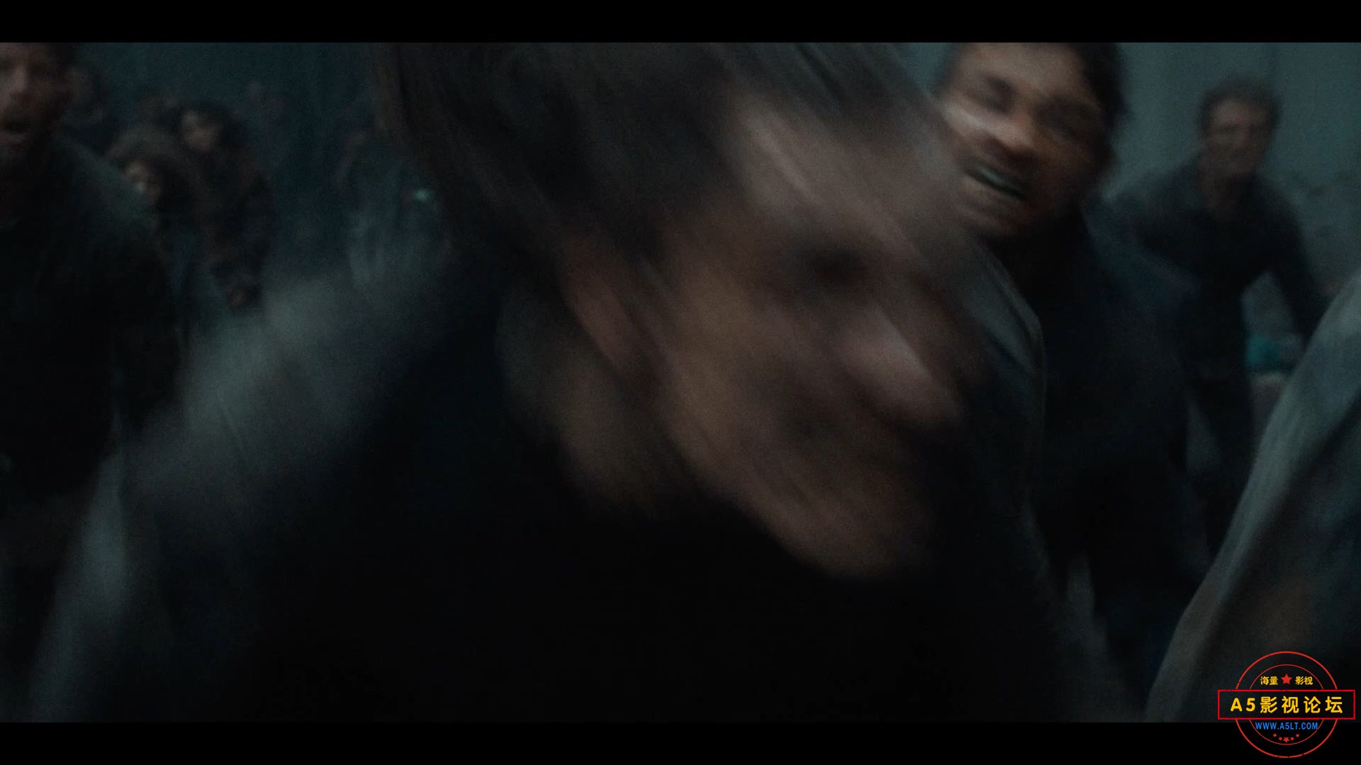 Resident.Evil.S01E01.1080p.VINEnc.mp4_20220718_133258.471.jpg