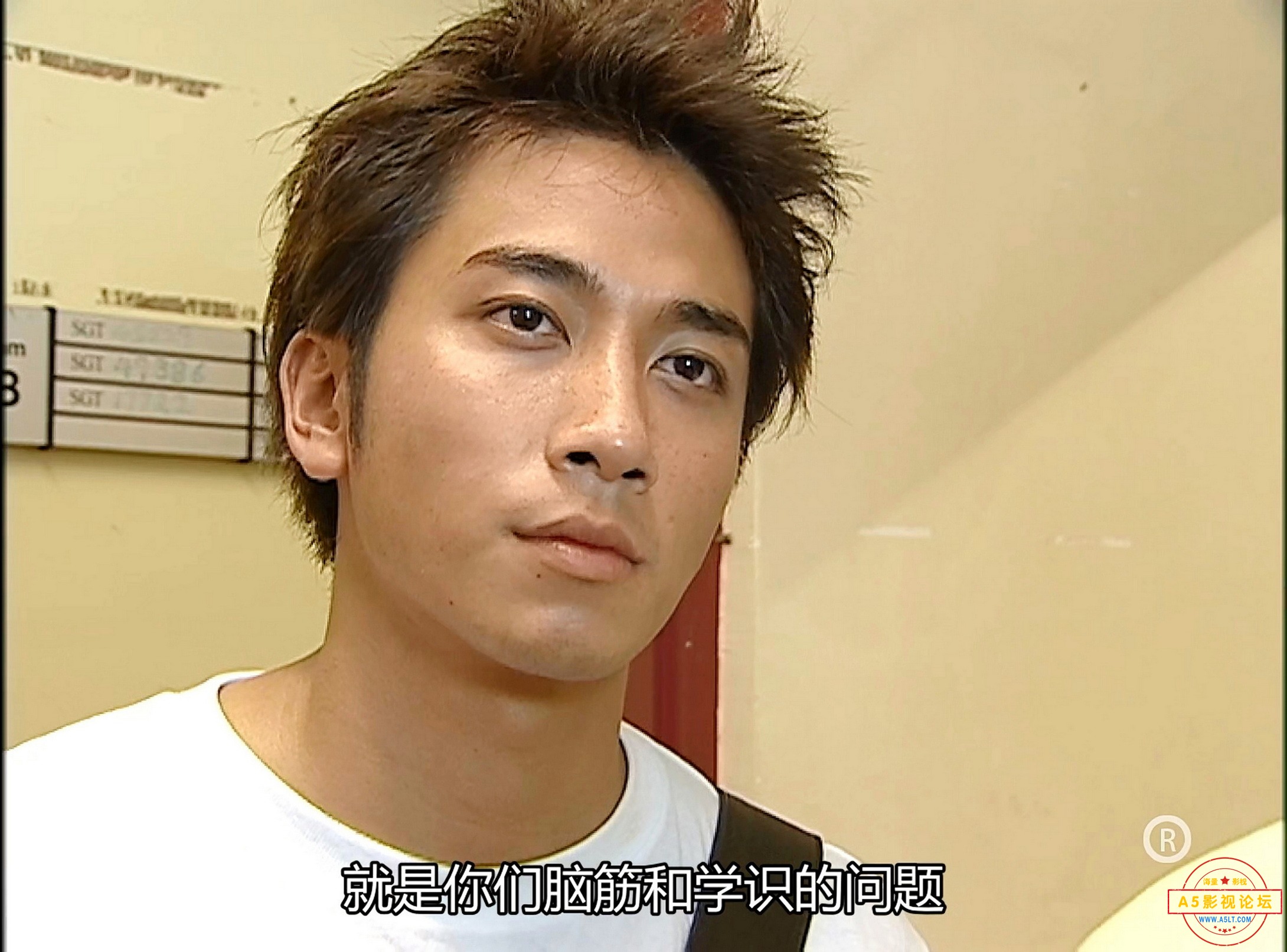 学警雄心.The.Academy.2004.E01.WEB-DL.4k.H265.AAC.2Audio-HDSWEB.mkv.115chrome_117.jpg