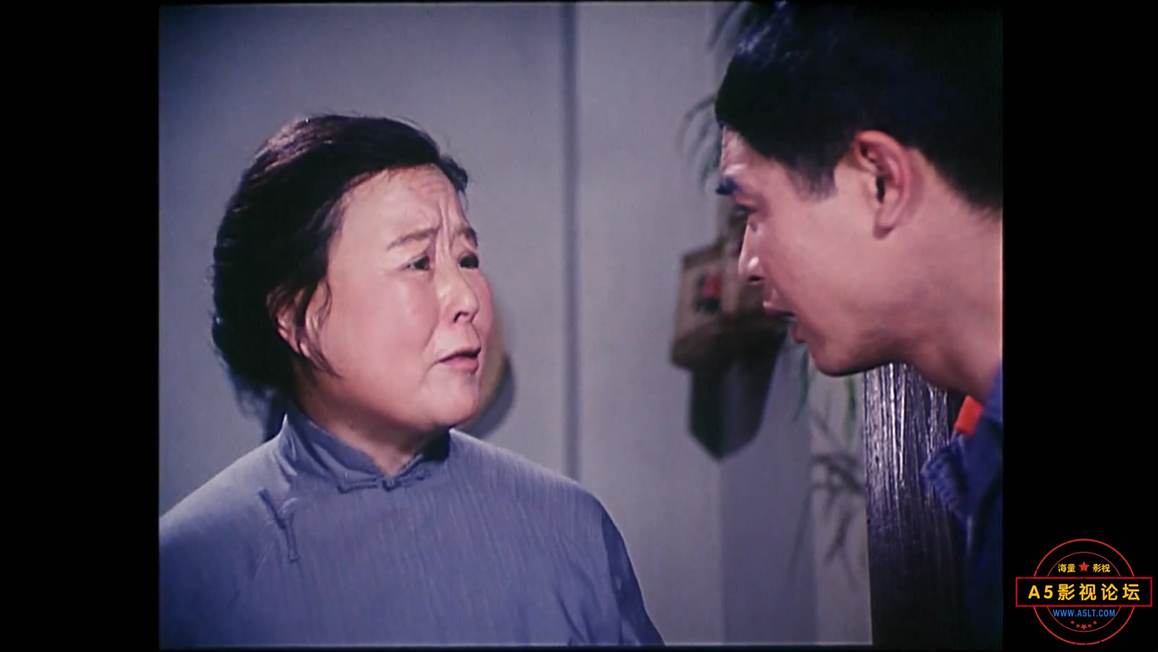 《甜蜜的事业》（北影1979）[00_19_17][20221203-112501-4].JPG