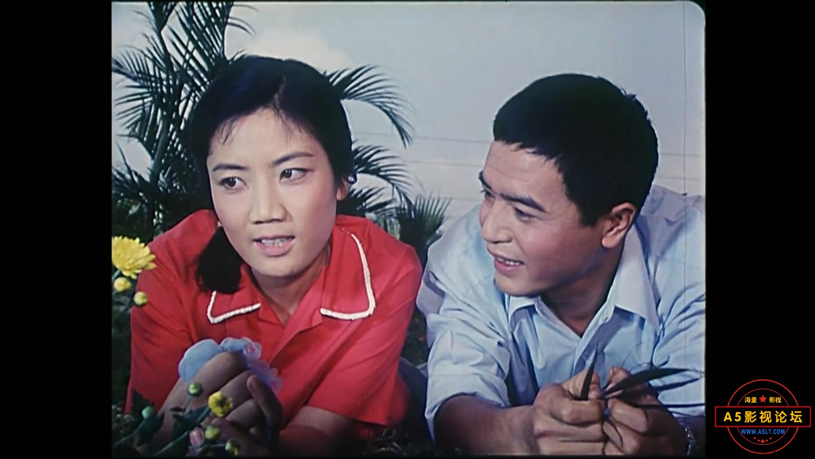 《甜蜜的事业》（北影1979）[00_54_15][20221203-112610-8].JPG