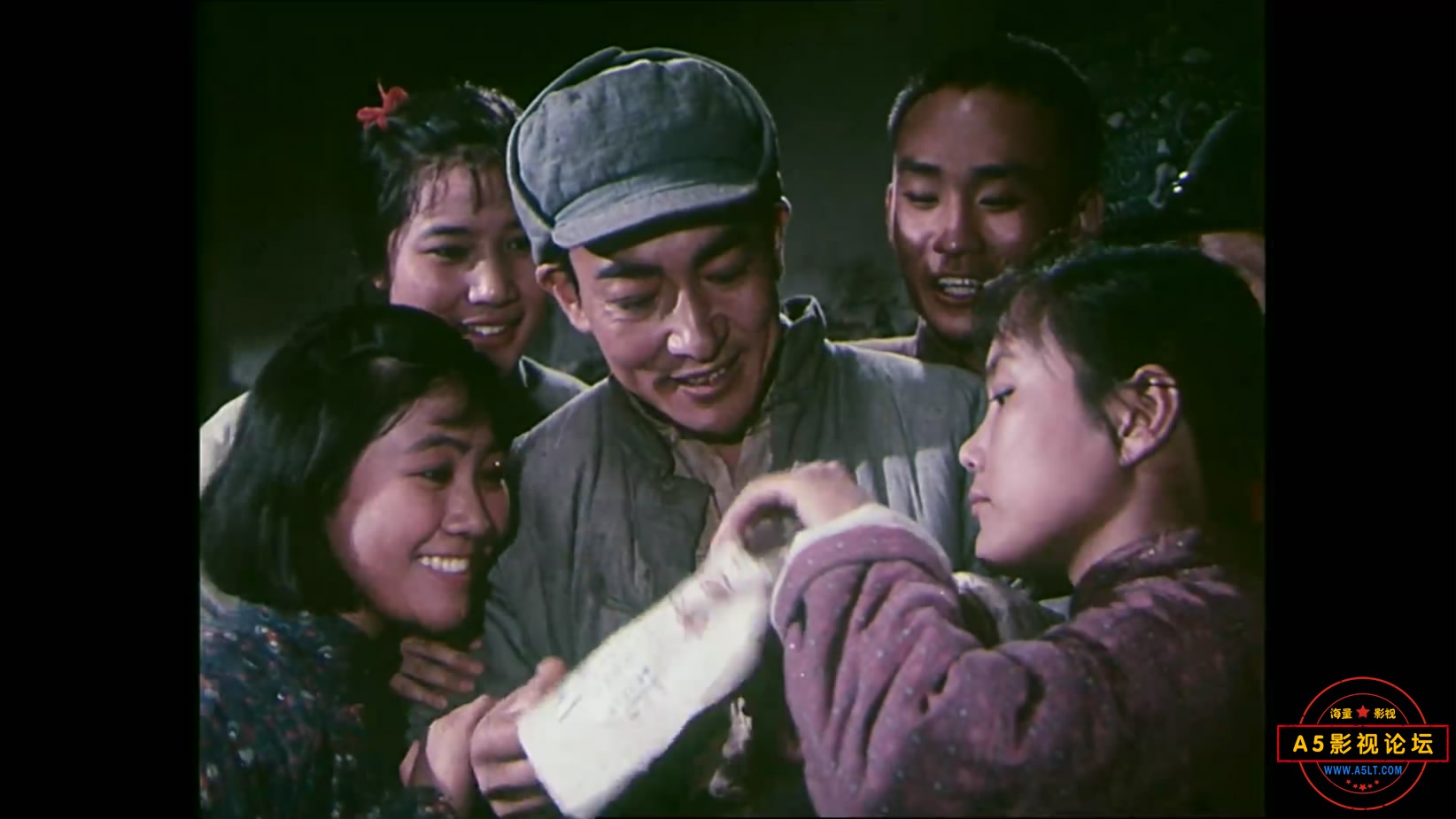 《车轮滚滚》（长影1975）W[00_08_00][20221204-103421-4].JPG