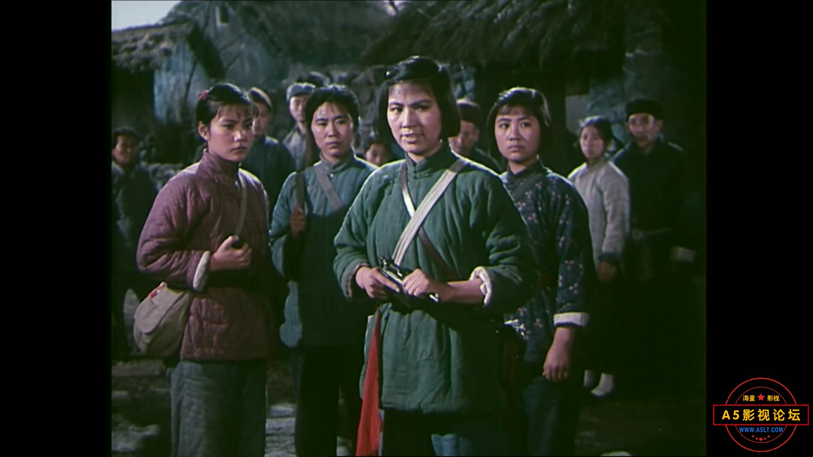 《车轮滚滚》（长影1975）W[00_51_47][20221204-103549-2].JPG
