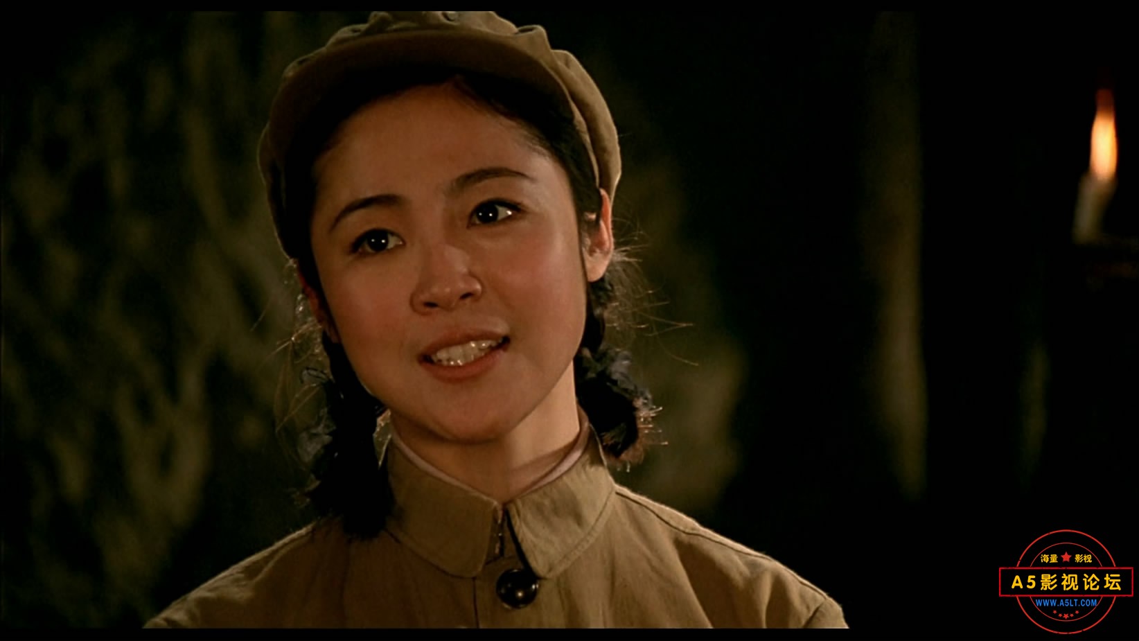 《战地之星》（八一1983）W[00_32_05][20221204-210844-3].JPG