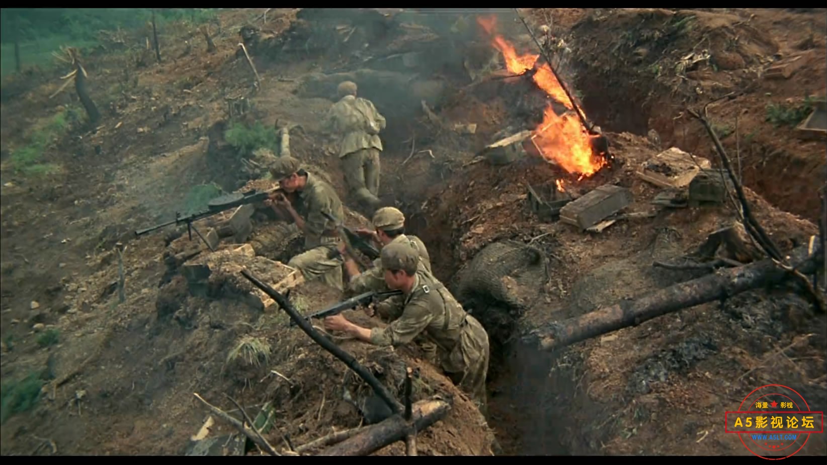 《战地之星》（八一1983）W[00_47_40][20221204-210928-6].JPG