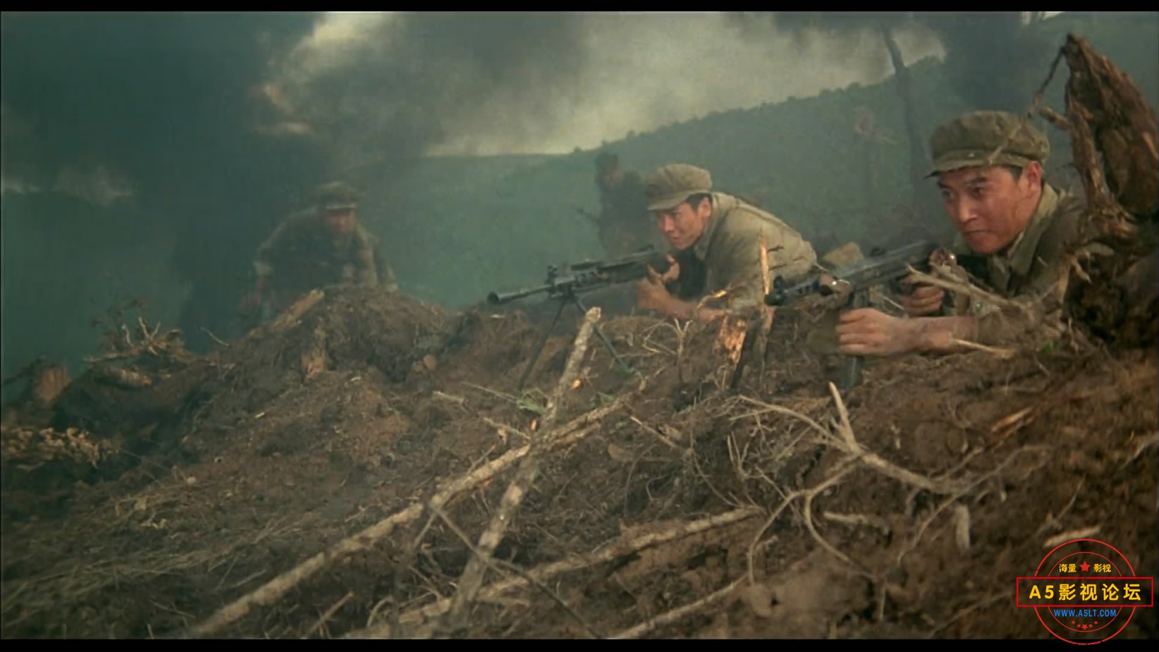 《战地之星》（八一1983）W[00_48_01][20221204-210939-7].JPG