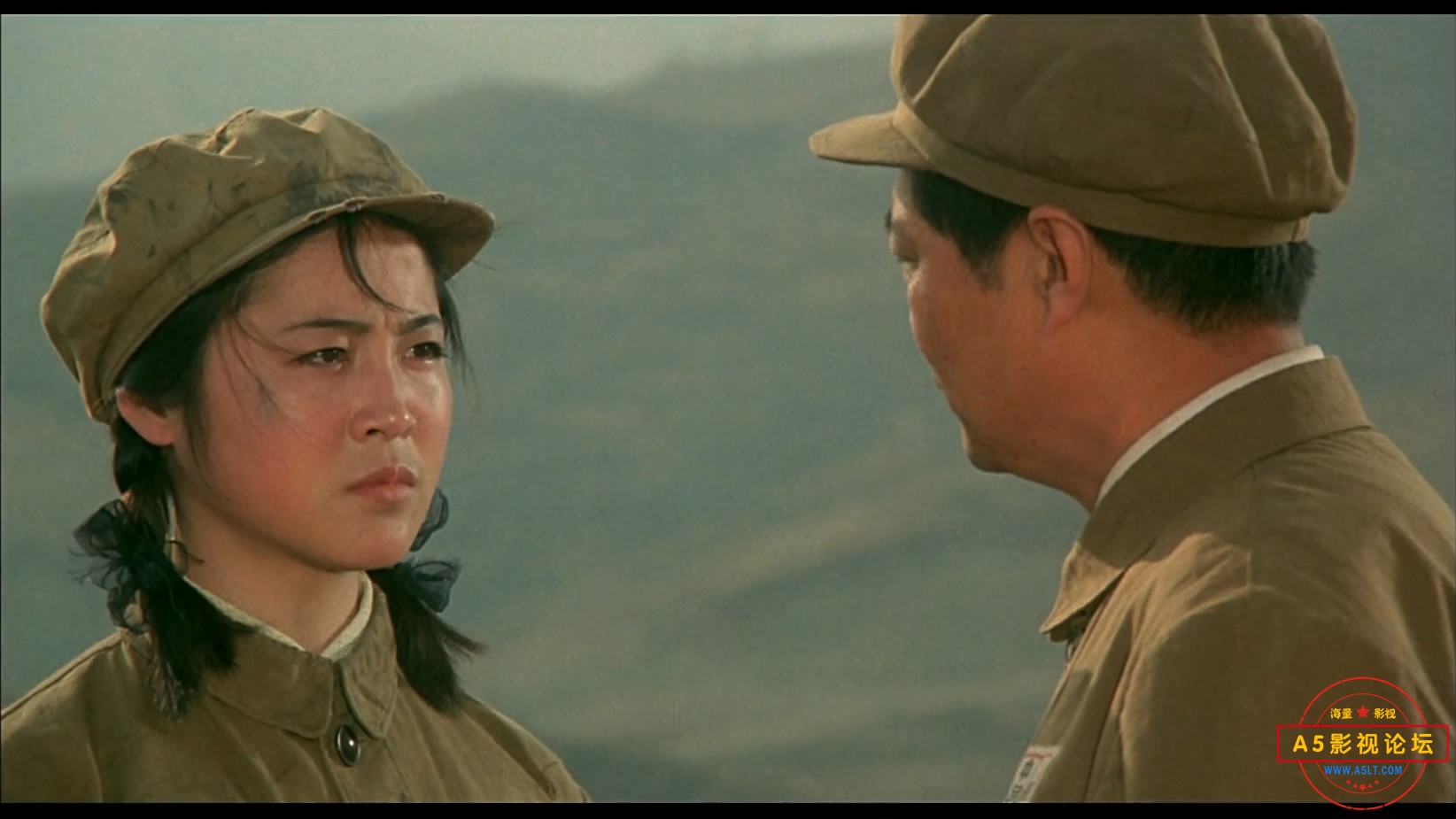 《战地之星》（八一1983）W[01_28_52][20221204-211230-4].JPG