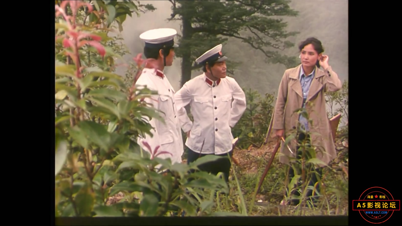 《神女峰的迷雾》（广西1980[00_04_13][20221205-151550-3].JPG