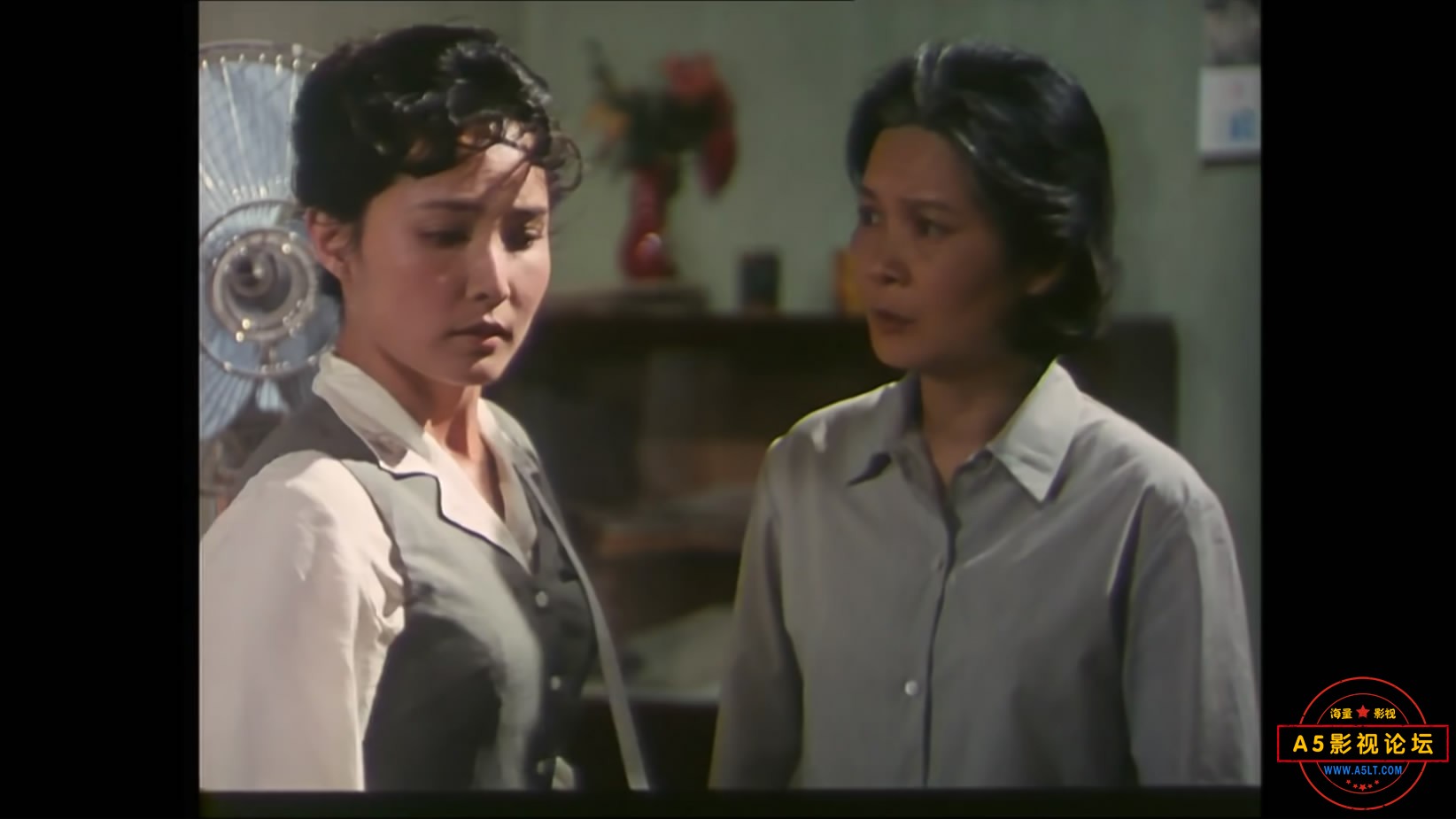 《神女峰的迷雾》（广西1980[00_34_54][20221205-151705-7].JPG
