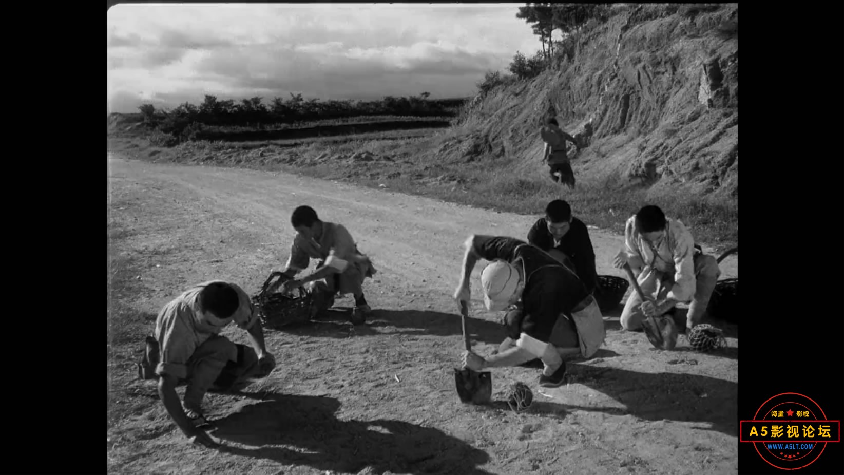 《地雷战》（八一1962）We[01_03_24][20221205-205909-9].JPG