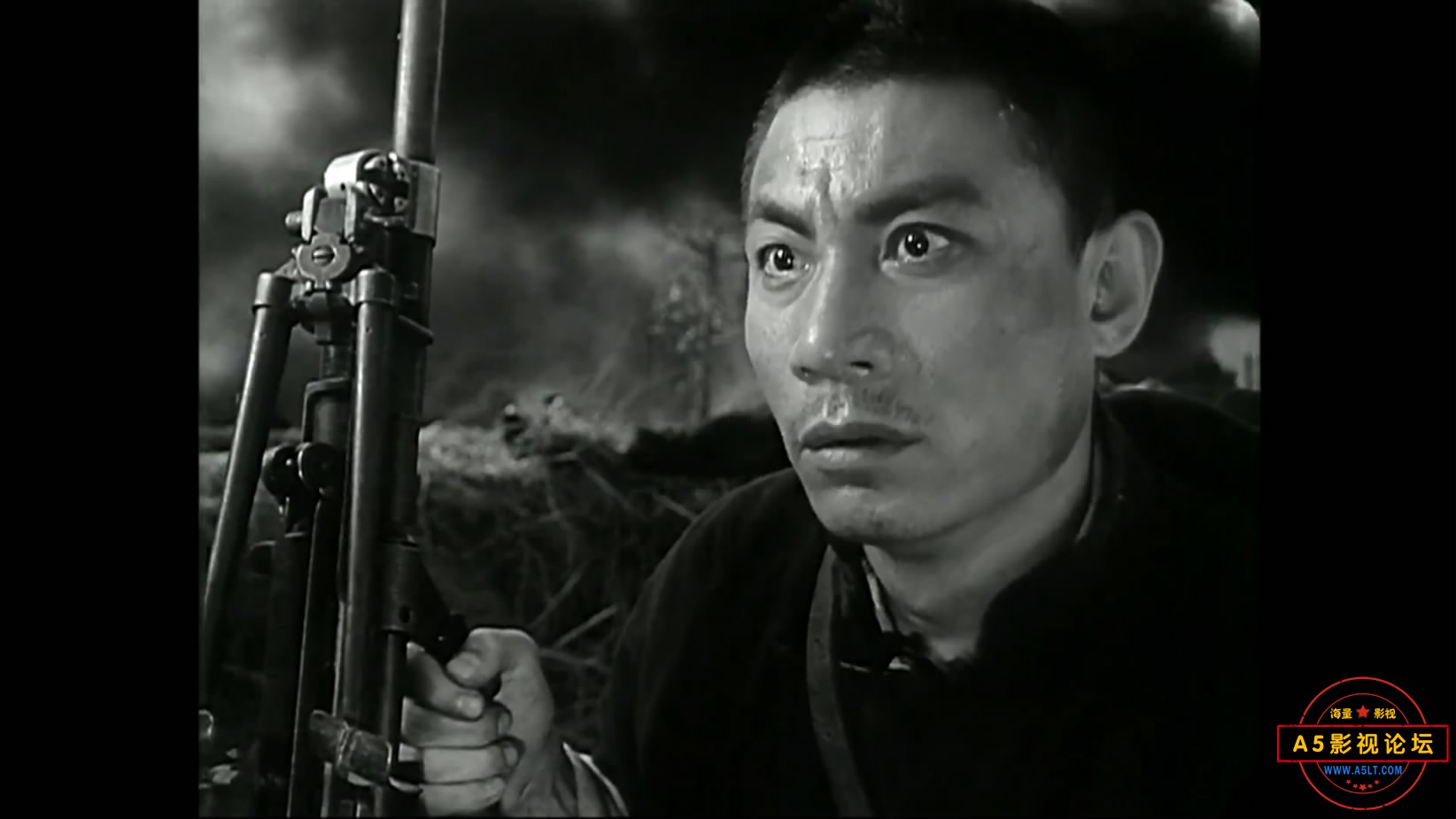 《独立大队》（长影1964）W[01_41_50][20221206-092316-1].JPG