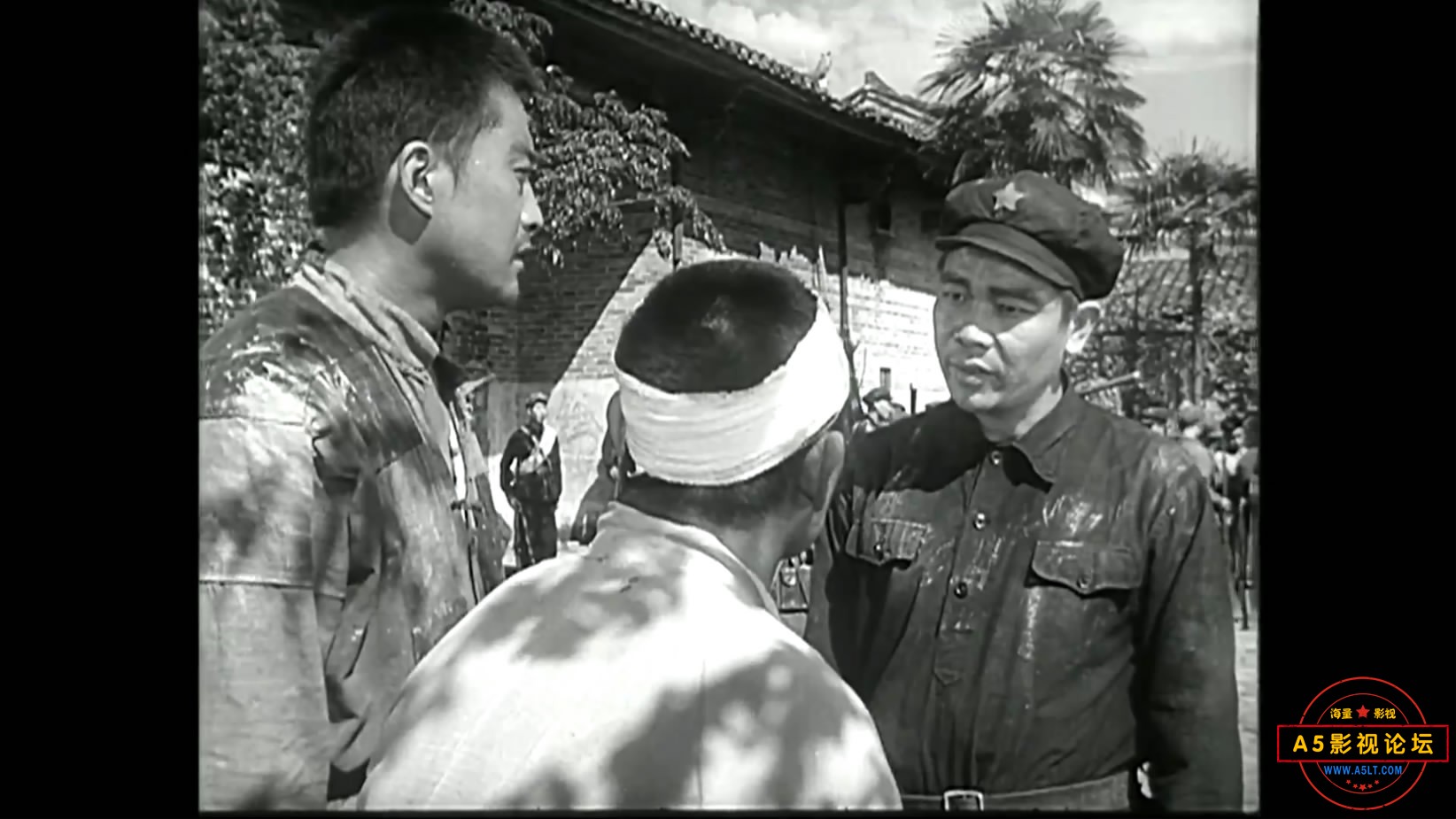 《独立大队》（长影1964）W[01_46_42][20221206-092334-2].JPG