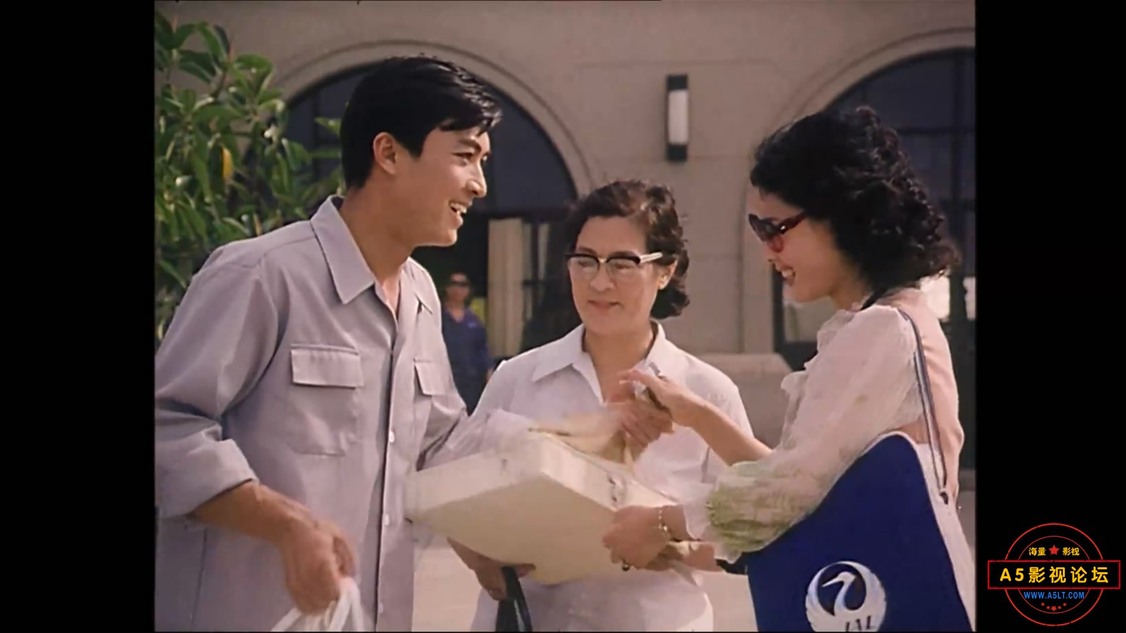 《玉色蝴蝶》（峨影1980）W[00_09_24][20221206-110925-5].JPG