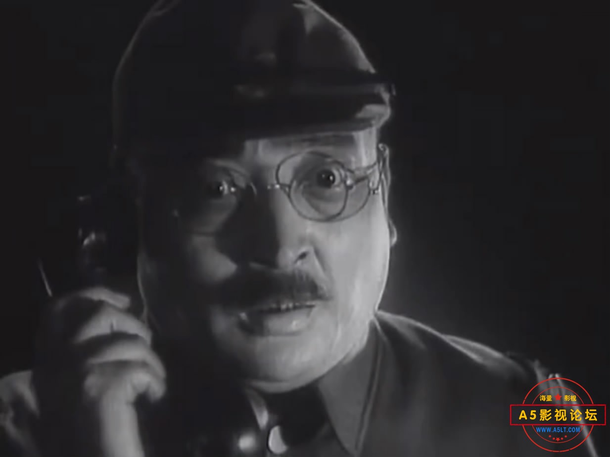 《铁道游击队》（上影1956）[01_00_59][20221206-123503-2].JPG