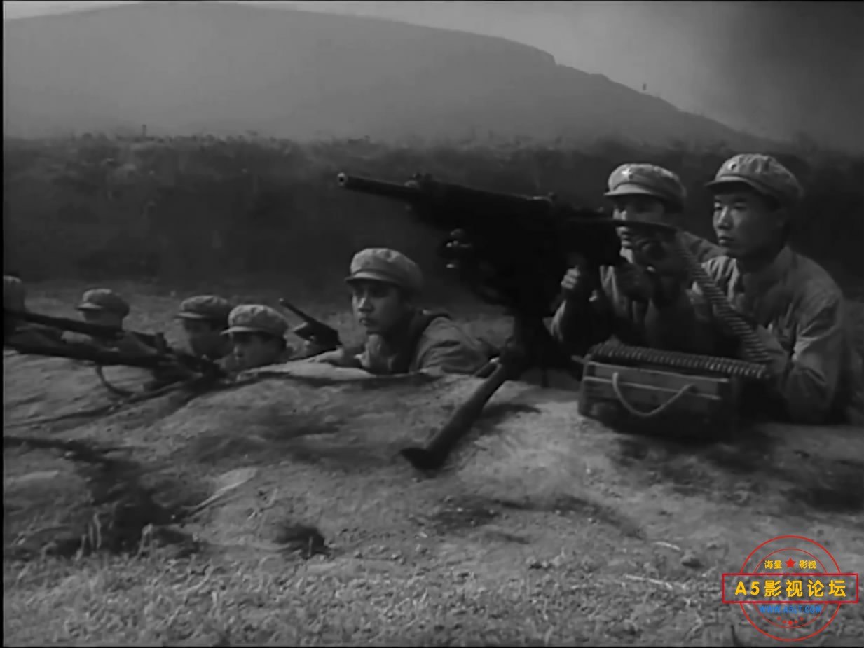 《济南战役》（长影1979）W[00_34_14][20221207-184118-9].JPG