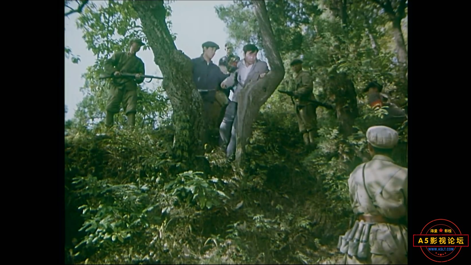《沸腾的群山》（北影1976）[01_43_26][20221209-100955-9].JPG