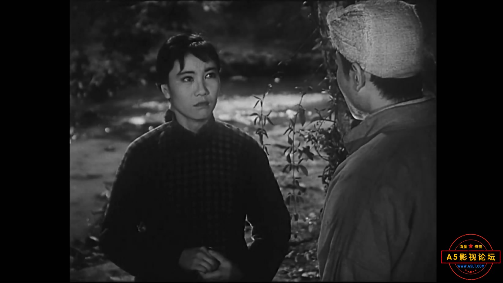 《小二黑结婚》（北影1964）[01_02_44][20221209-113547-5].JPG