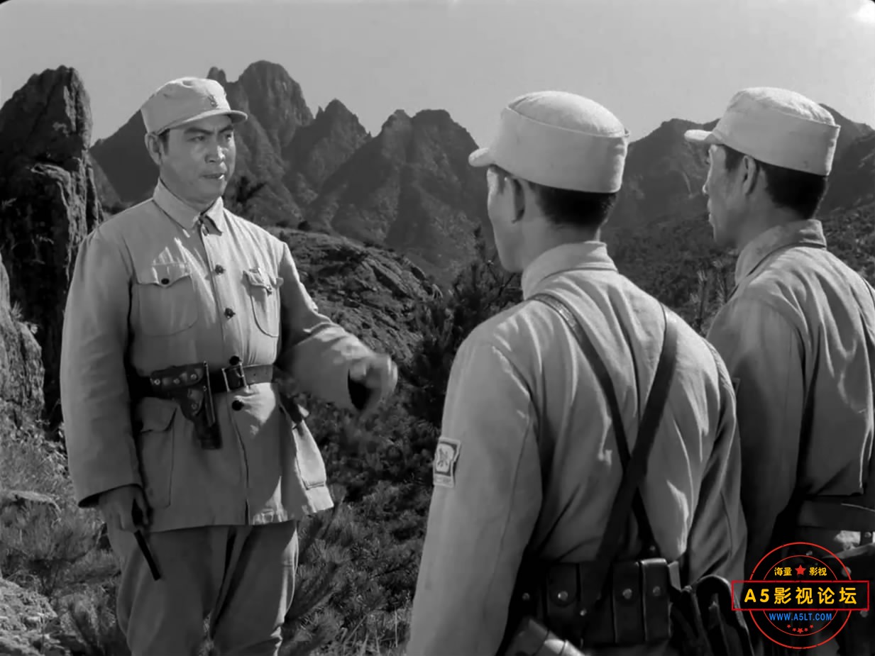 《三进山城》（长影1965）W[00_06_57][20221210-103745-3].JPG