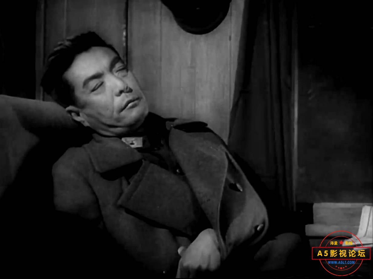 《停战以后》（北影1962）W[00_05_33][20221211-204048-2].JPG