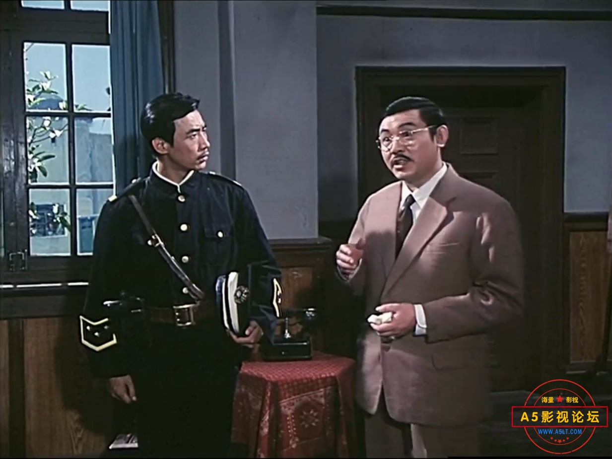 《报童》（北影1979）Web[00_23_12][20221212-073052-4].JPG
