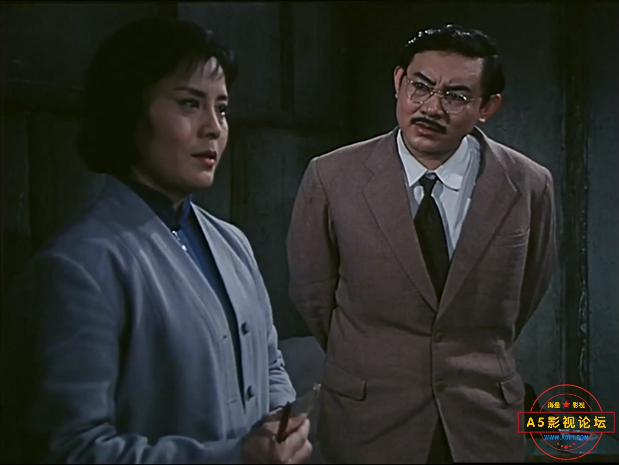 《报童》（北影1979）Web[00_46_31][20221212-073147-0].JPG