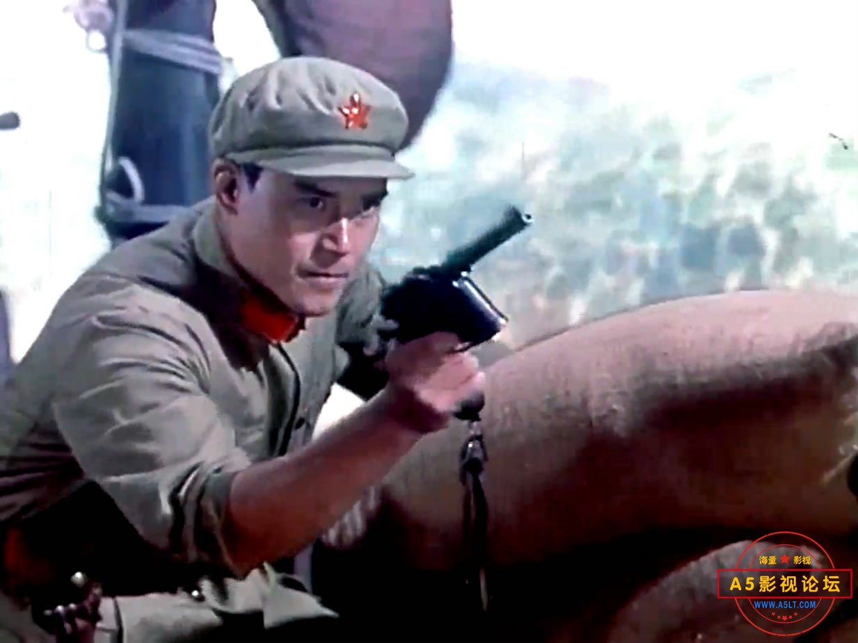 《难忘的战斗》（上影1975）[01_00_58][20221212-214910-7].JPG
