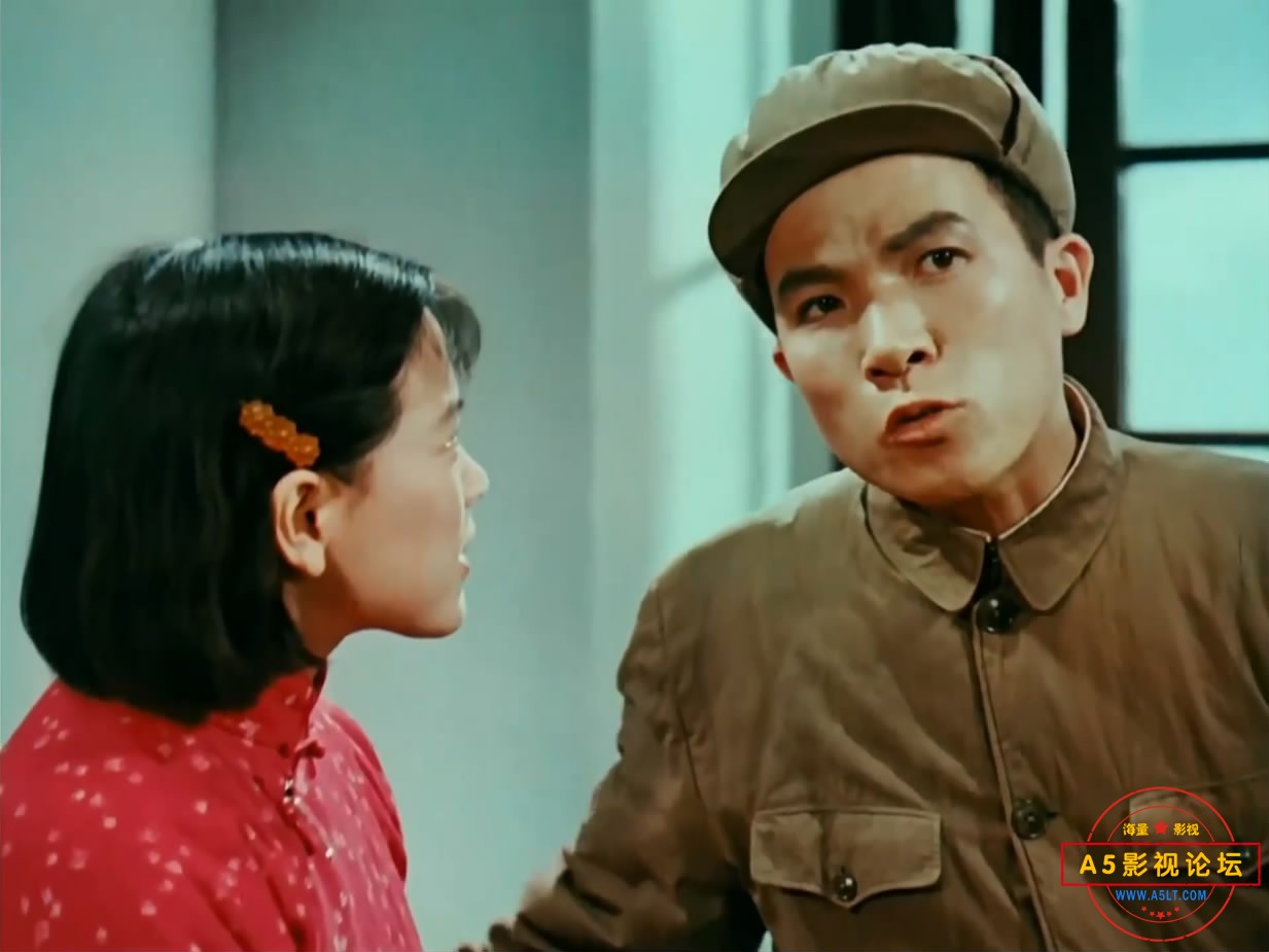 《霓虹灯下的哨兵》（天马196[01_47_55][20221213-181012-1].JPG