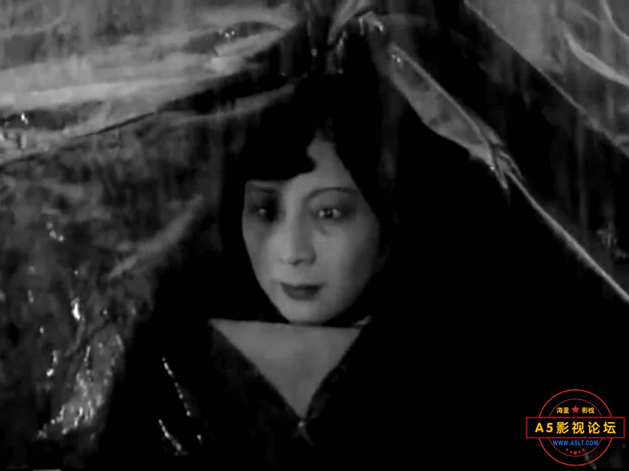 《寂静的山林》（长影1957）[00_01_58][20221213-230512-2].JPG