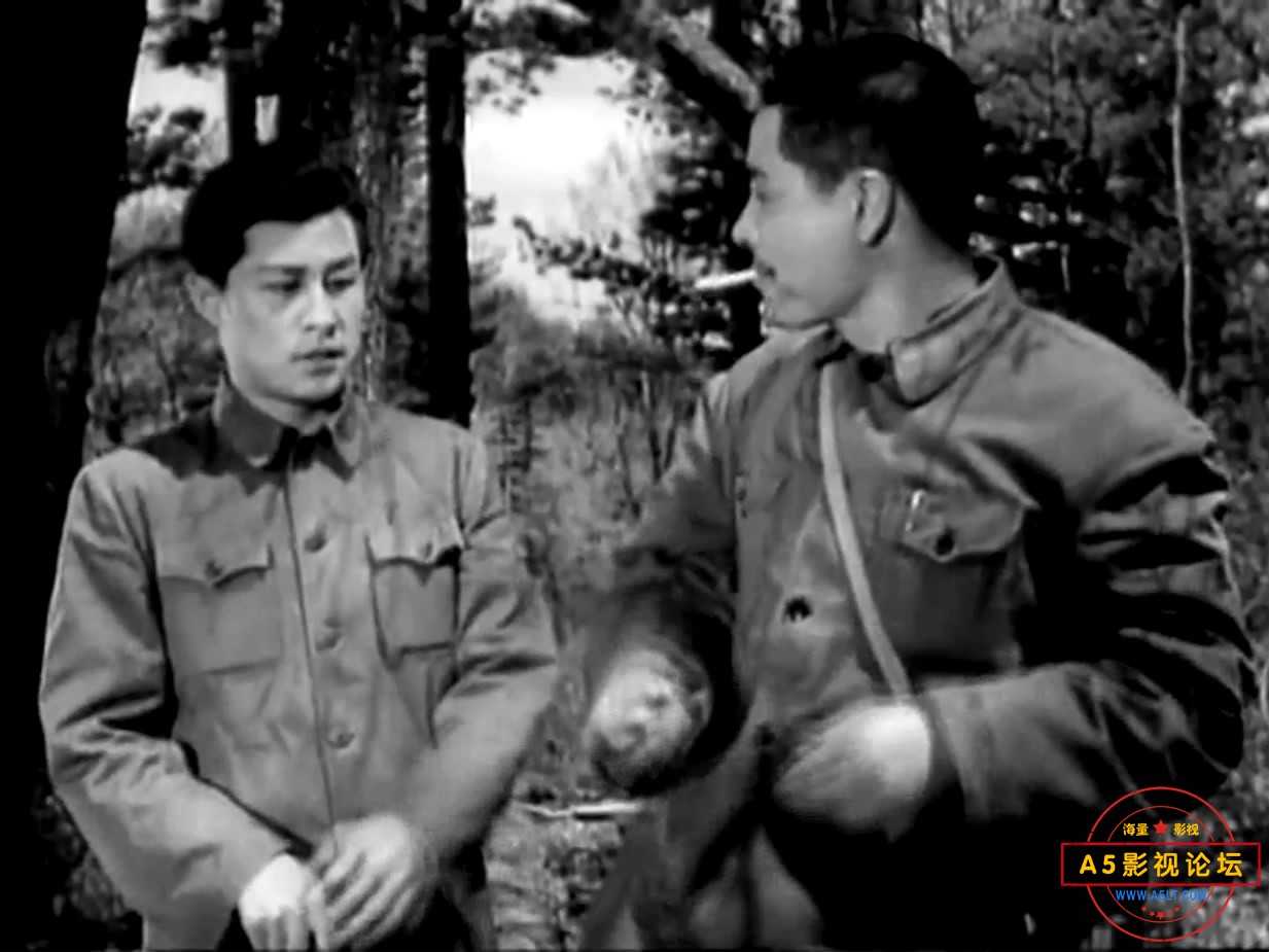 《寂静的山林》（长影1957）[00_27_57][20221213-230702-9].JPG