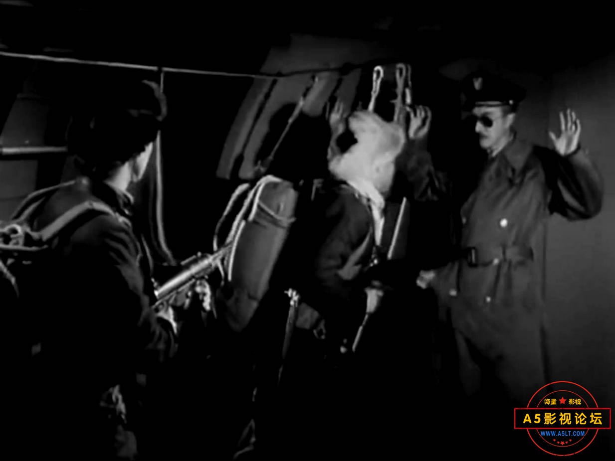 《寂静的山林》（长影1957）[01_30_07][20221213-231249-9].JPG