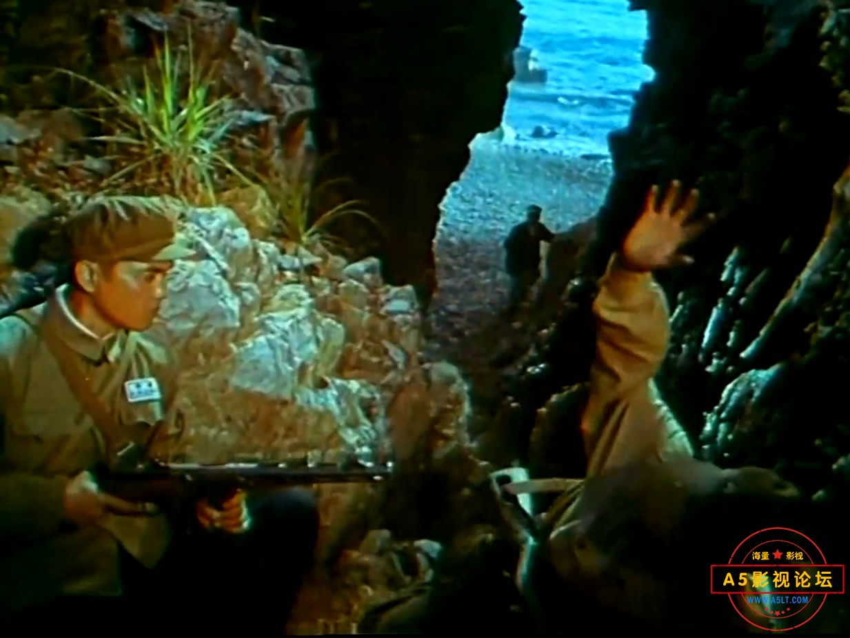 《碧海红波》（西影1975）W[00_52_49][20221215-114941-2].JPG