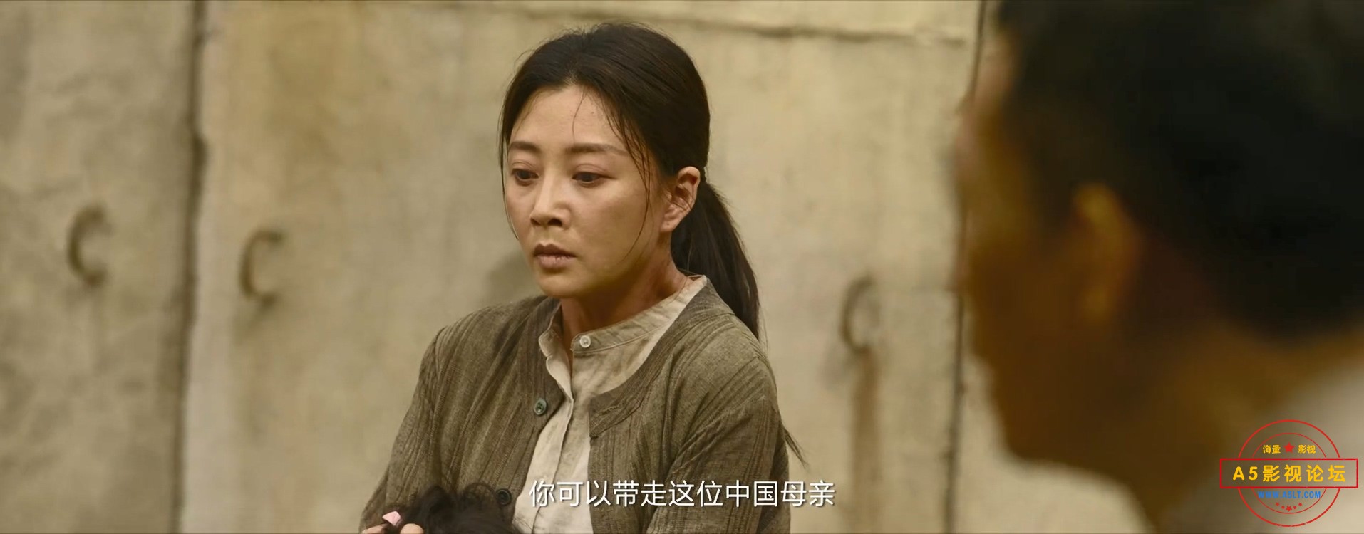 万里归途_x264.mp4_20221217_143633.285.jpg