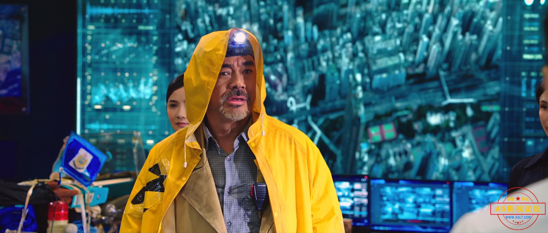 Detective.vs.Sleuths.2022.BluRay.1080p.2Audio.TrueHD.Atmos.7.1.x265.10bit-ALT.mk.jpg