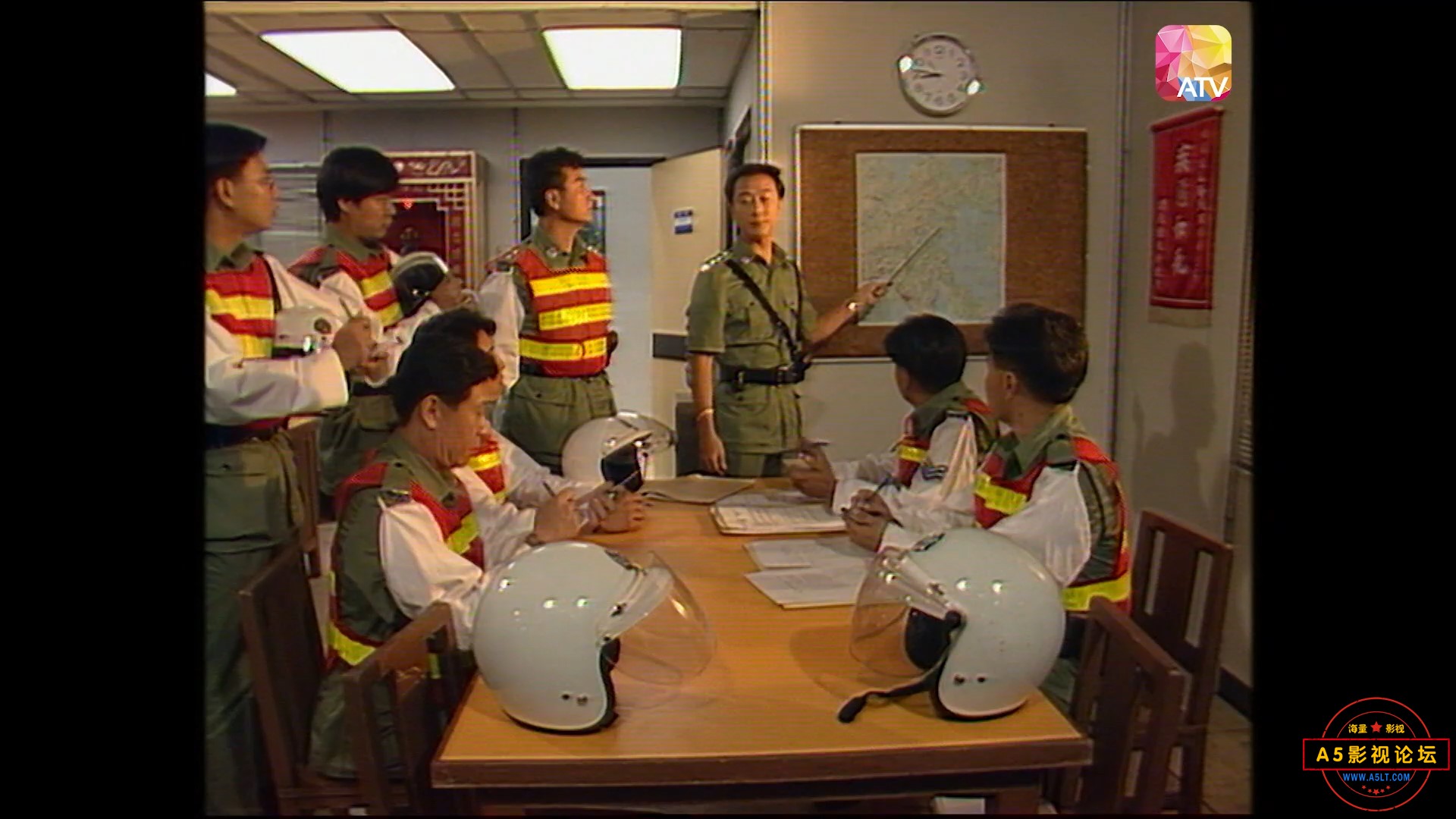 皇家警案实录2   03-00_32_42-2023_03_30_02_05_46.jpg