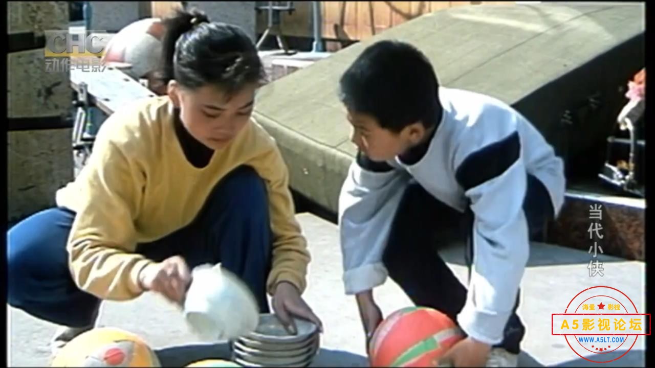 当代小侠 1990.flv_20230610_084756983.jpg