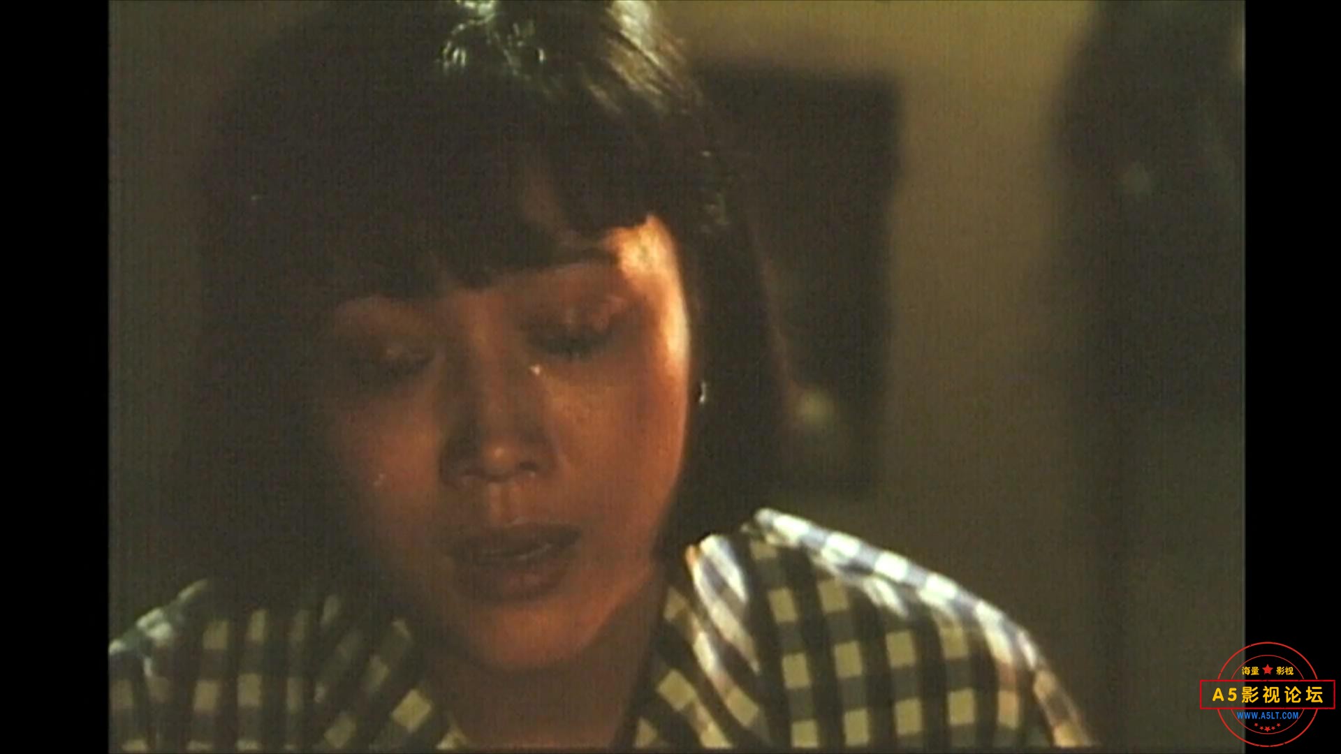 天边有一簇圣火（1990）.mp4_20230624_105844576.jpg