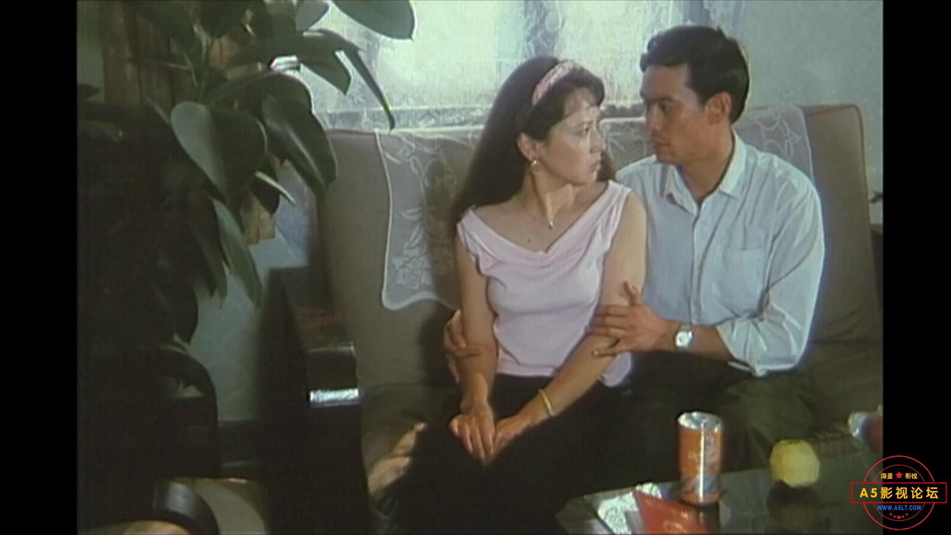 天边有一簇圣火（1990）.mp4_20230624_105854538.jpg