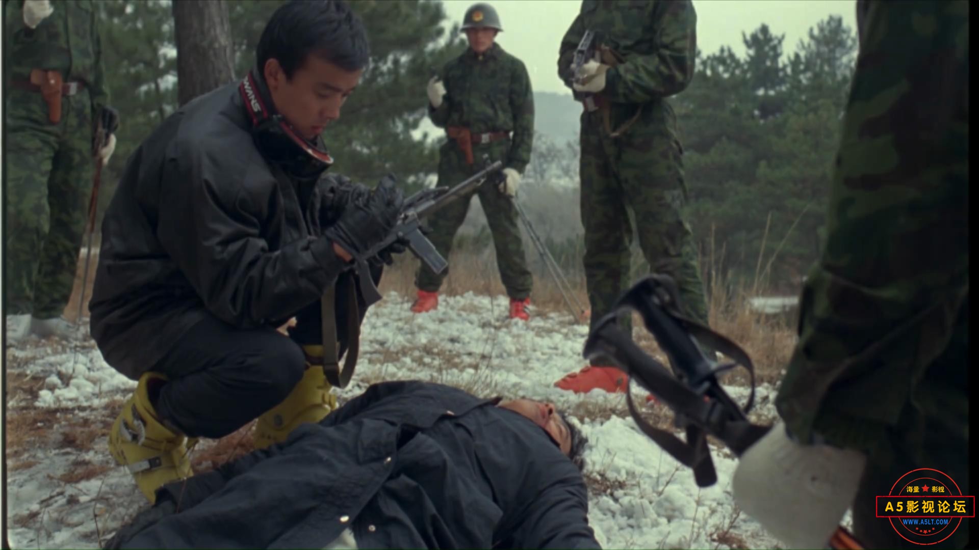猛警神探（1990）.mp4_20230627_105146301.jpg