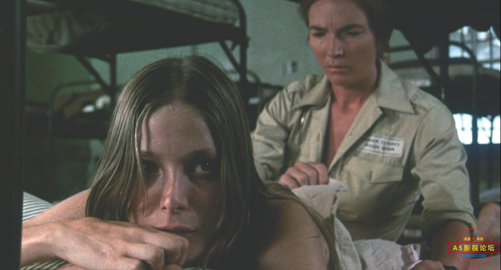 恶梦(上译).1976.1080p.BluRay.x264.DTS-FGT.mkv_20230629_204807.654.jpg