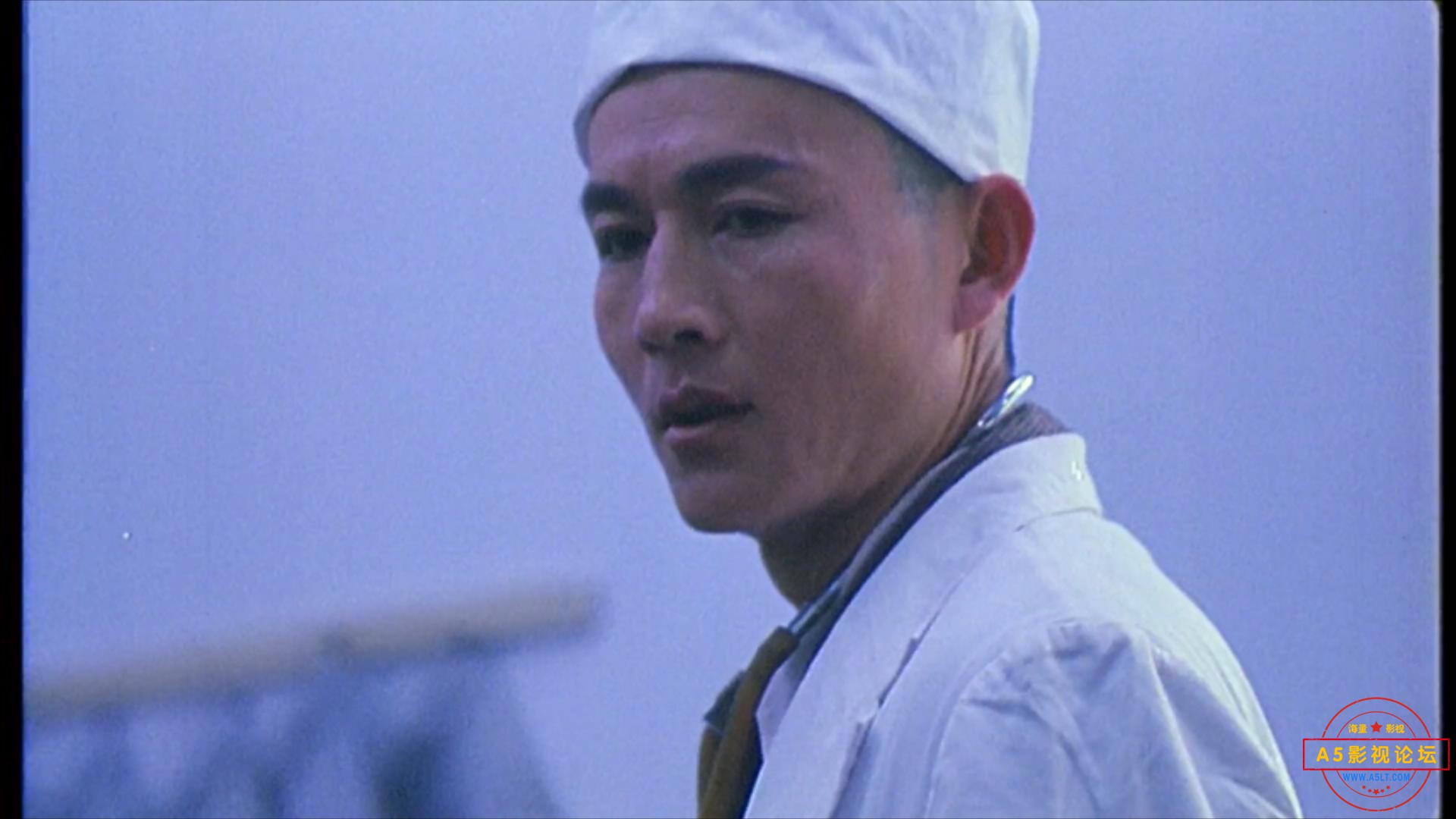 圣保罗医院之谜 1990.mp4_20230702_103916723.jpg