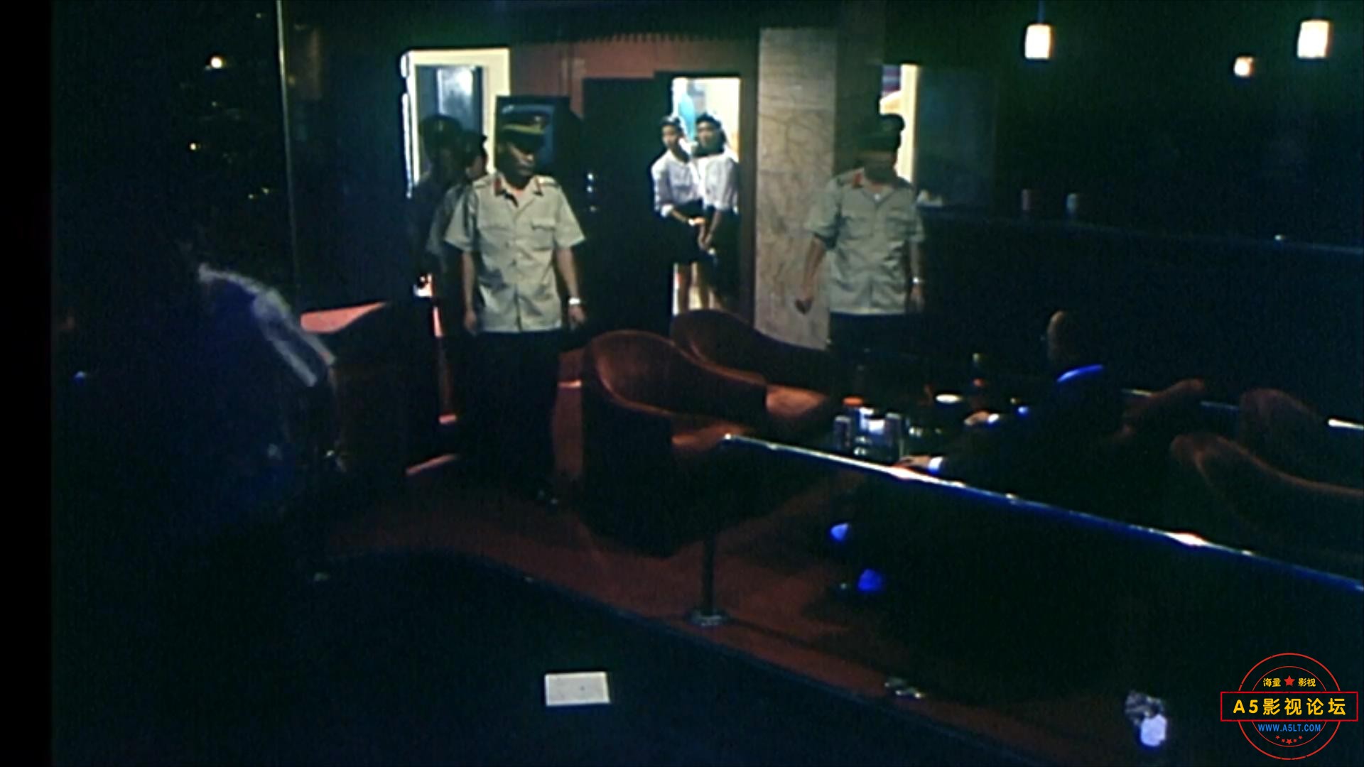 有人偏偏爱上我（1990）.mp4_20230705_100740041.jpg