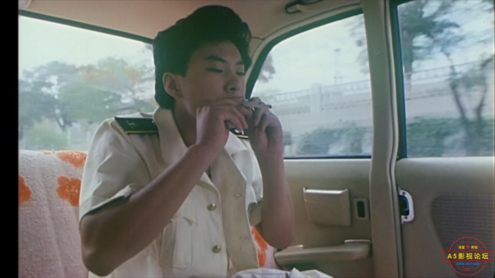 有人偏偏爱上我（1990）.mp4_20230705_100907292.jpg